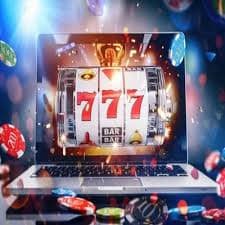 Giao diện nền tảng kk88 với bóng đá và slot online